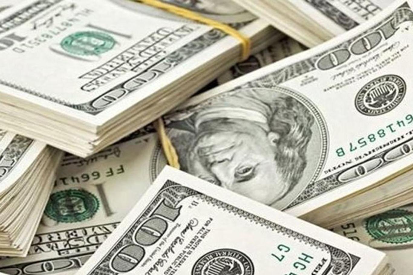 يستمر الدولار في الارتفاع يستمر الدولار في الارتفاع